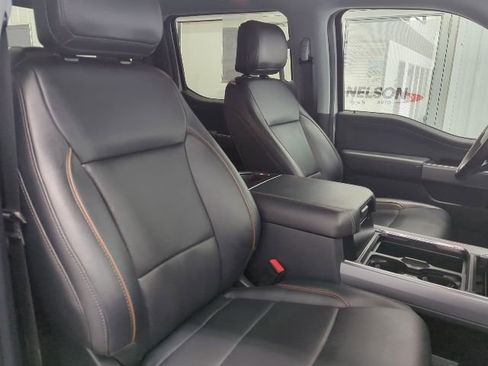 Used 2025 Ford F350 Lariat w/ Lariat Ultimate Package AWD/4WD image 13