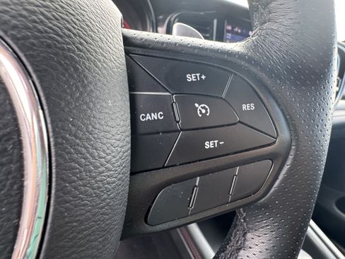 Used 2025 Dodge Durango GT AWD/4WD image 29