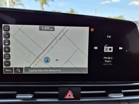 New 2025 Hyundai Elantra SEL image 19