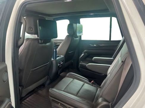 Used 2021 GMC Yukon Denali w/ LPO, Illumination Package AWD/4WD image 4