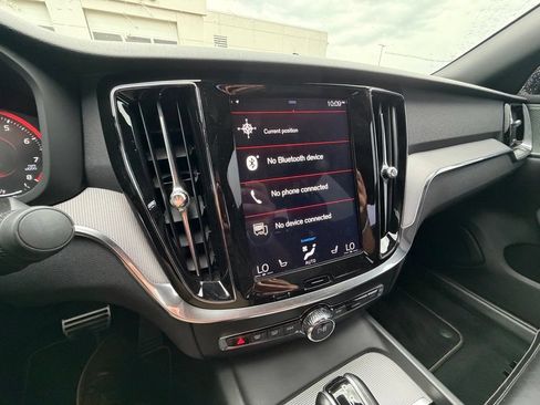 Used 2019 Volvo S60 T6 R-Design AWD/4WD image 12