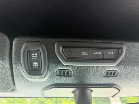 Used 2023 Jeep Wrangler Unlimited w/ Sun & Screen Package AWD/4WD image 21
