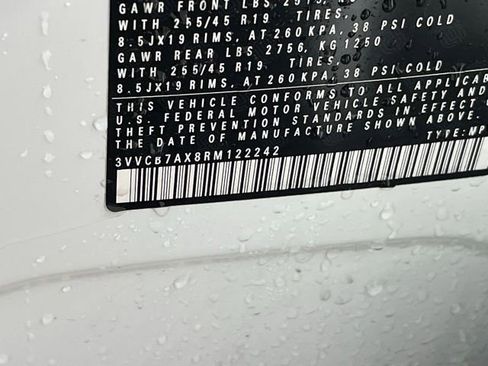 Used 2024 Volkswagen Tiguan SE R-Line image 37