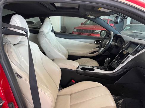 Used 2017 INFINITI Q60 Red Sport 400 image 20
