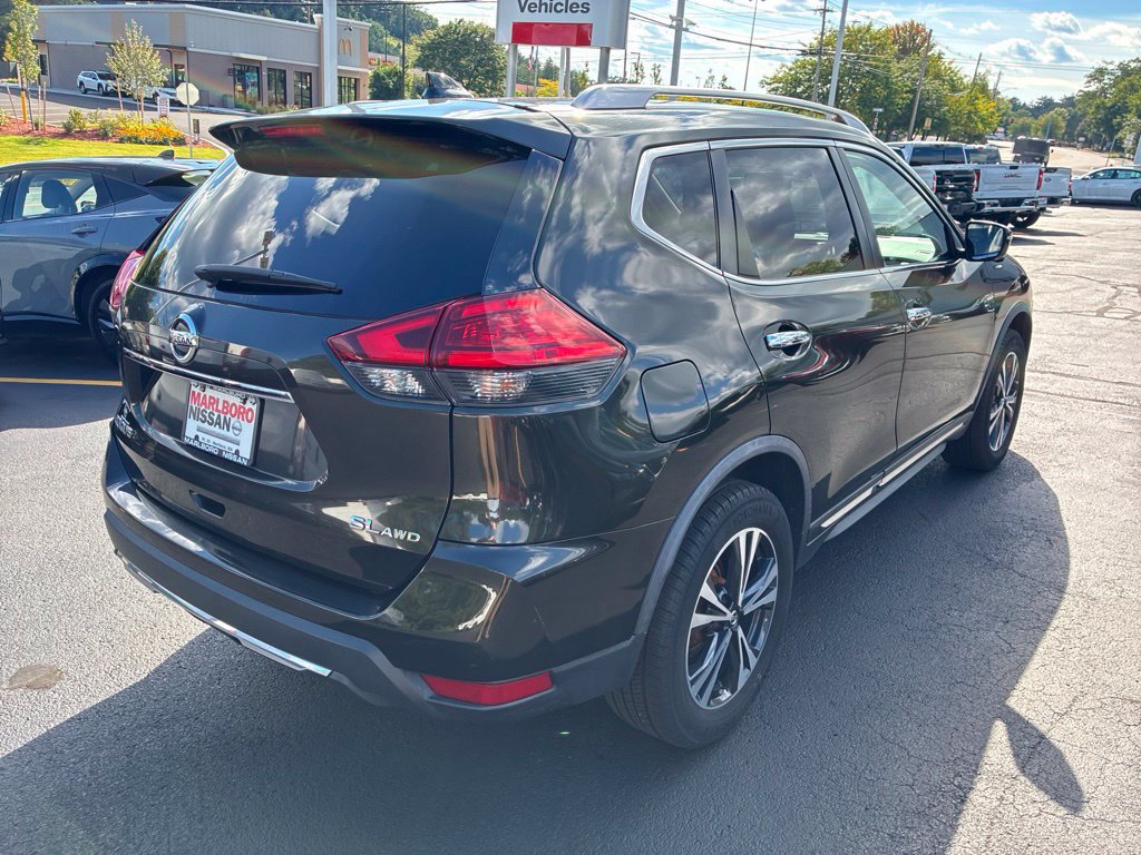 Certified 2017 Nissan Rogue SL w/ SL Premium Package AWD/4WD image 7
