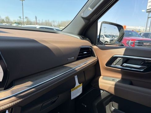 New 2026 Chevrolet Tahoe High Country AWD/4WD image 26