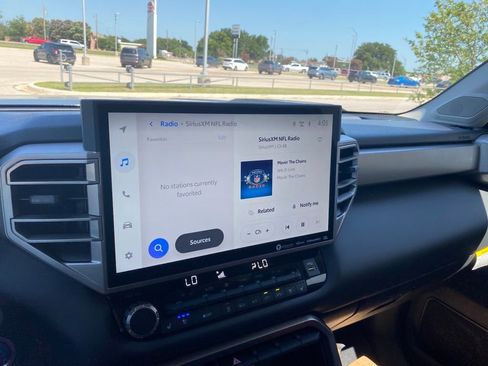 Used 2023 Toyota Tundra Limited image 7