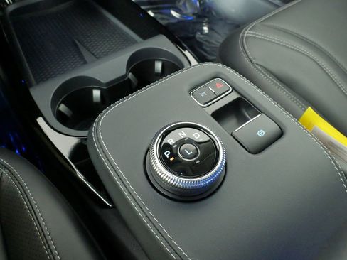 Used 2022 Ford Mustang Mach-E Premium image 49