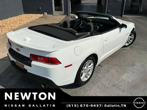 Used 2015 Chevrolet Camaro LT RWD image 31