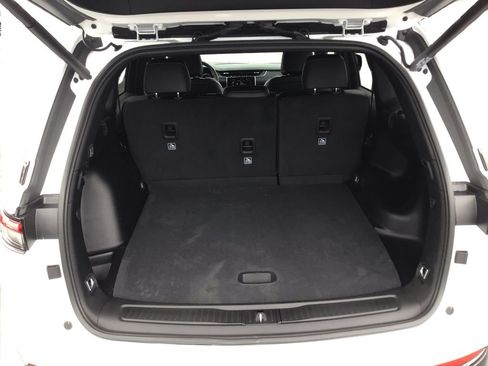 New 2025 Jeep Grand Cherokee 4WD image 13