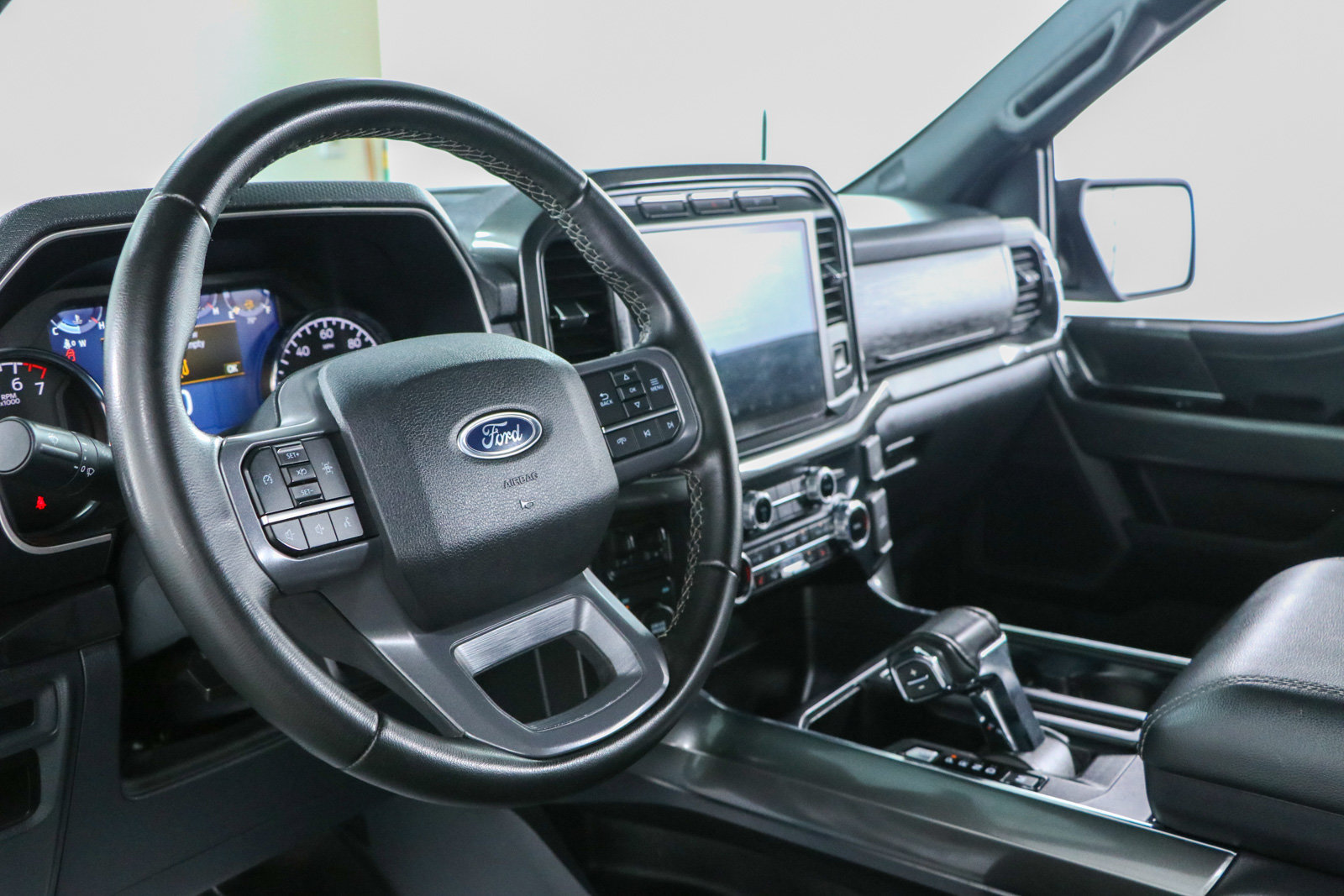 Used 2023 Ford F150 XLT w/ Equipment Group 302A High AWD/4WD image 24
