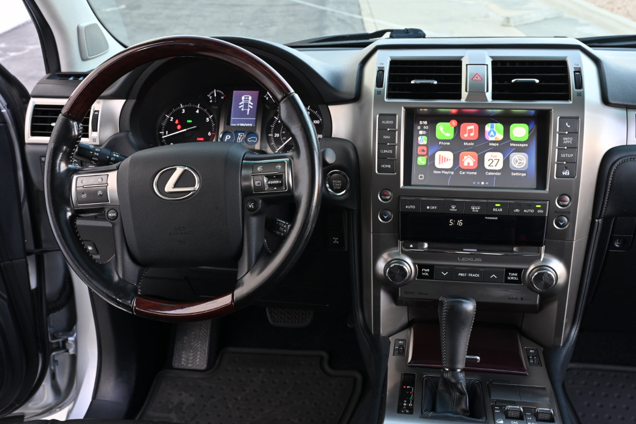 Used 2018 Lexus GX 460 Premium AWD/4WD image 16