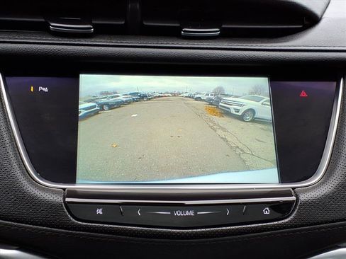 Used 2019 Cadillac XT5 Luxury image 17