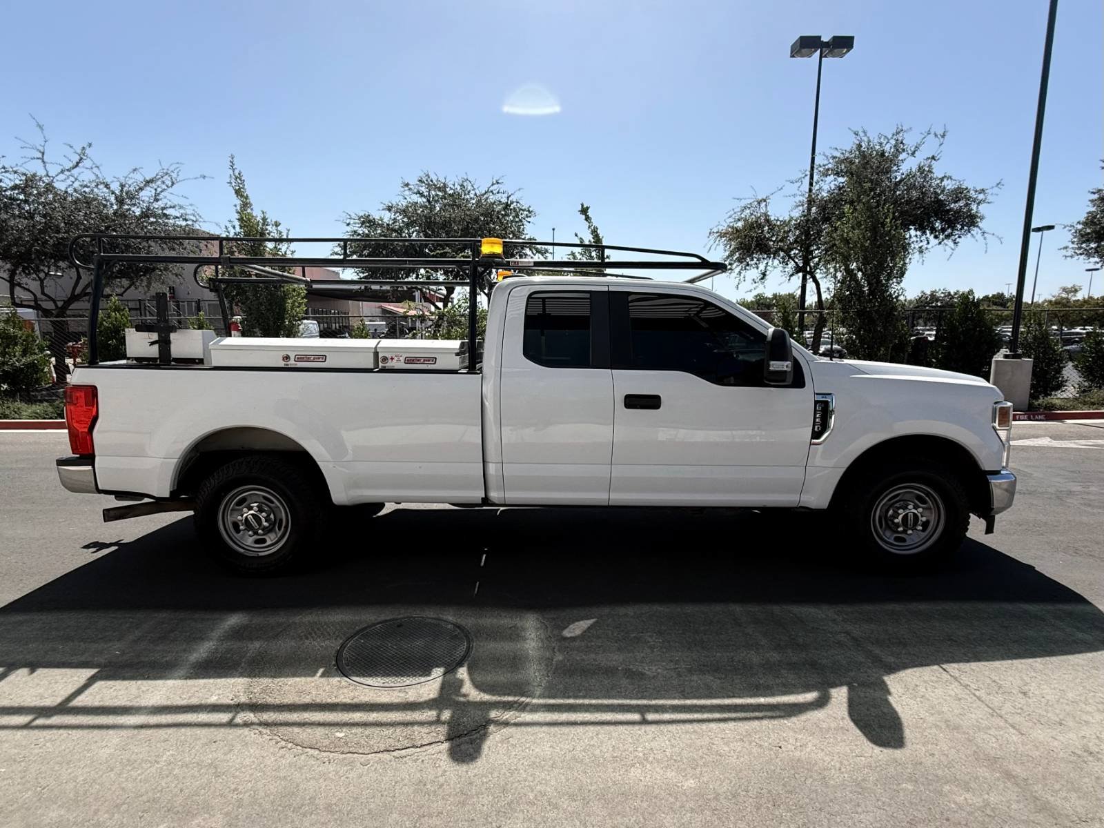 Used 2022 Ford F250 XL w/ Power Equipment Group RWD image 6