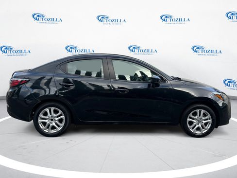 Used 2016 Scion iA image 6