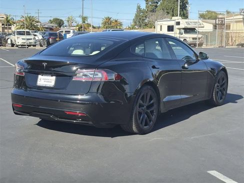 Used 2022 Tesla Model S image 6