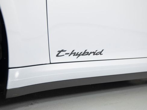 Certified 2025 Porsche 911 Carrera GTS image 44