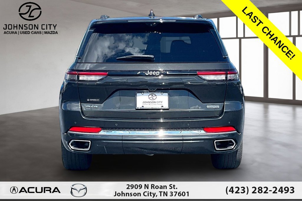 Used 2023 Jeep Grand Cherokee Overland w/ Luxury Tech Group IV AWD/4WD image 4