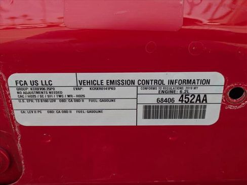 Used 2019 Dodge Challenger SRT Hellcat Redeye image 23