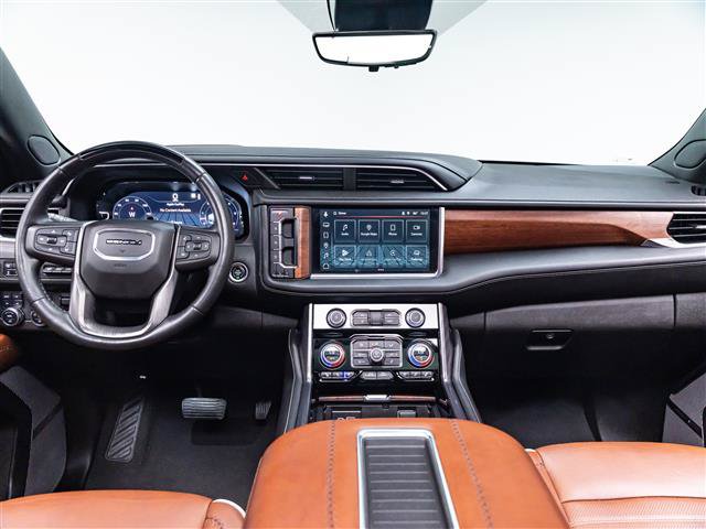 Used 2023 GMC Yukon XL Denali Ultimate AWD/4WD image 20