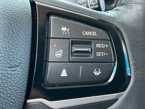Used 2025 Honda Odyssey Elite image 19
