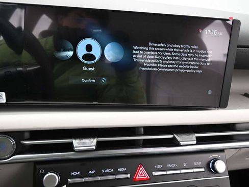 New 2026 Hyundai Tucson SE image 17