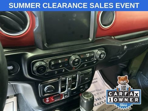 Used 2021 Jeep Wrangler Unlimited Rubicon AWD/4WD image 16