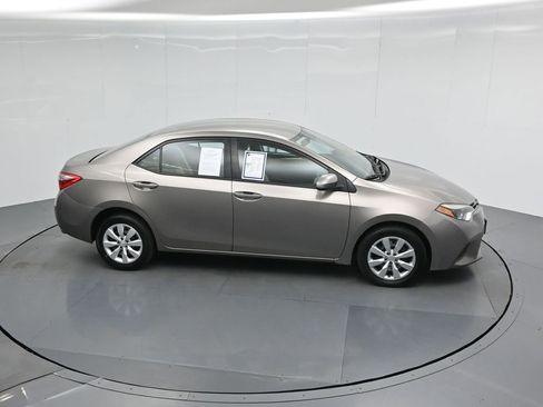 Used 2016 Toyota Corolla LE image 48