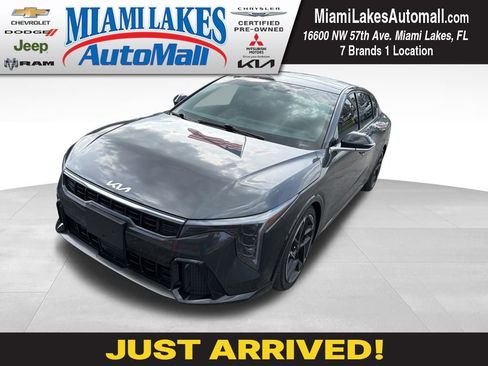 Used 2025 Kia K4 GT-Line w/ GT-Line Premium Package FWD image 1