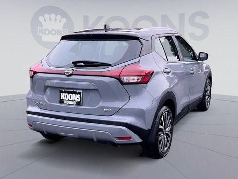 Used 2023 Nissan Kicks SV image 7