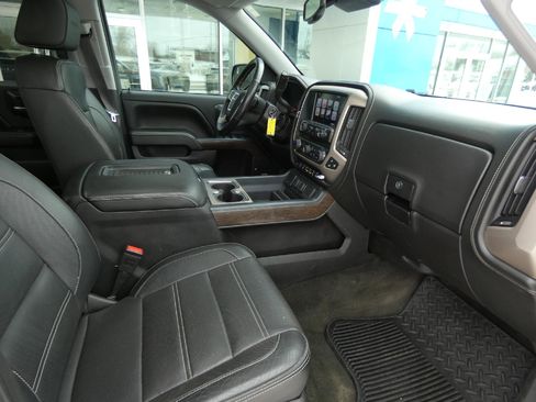 Used 2017 GMC Sierra 1500 Denali image 18