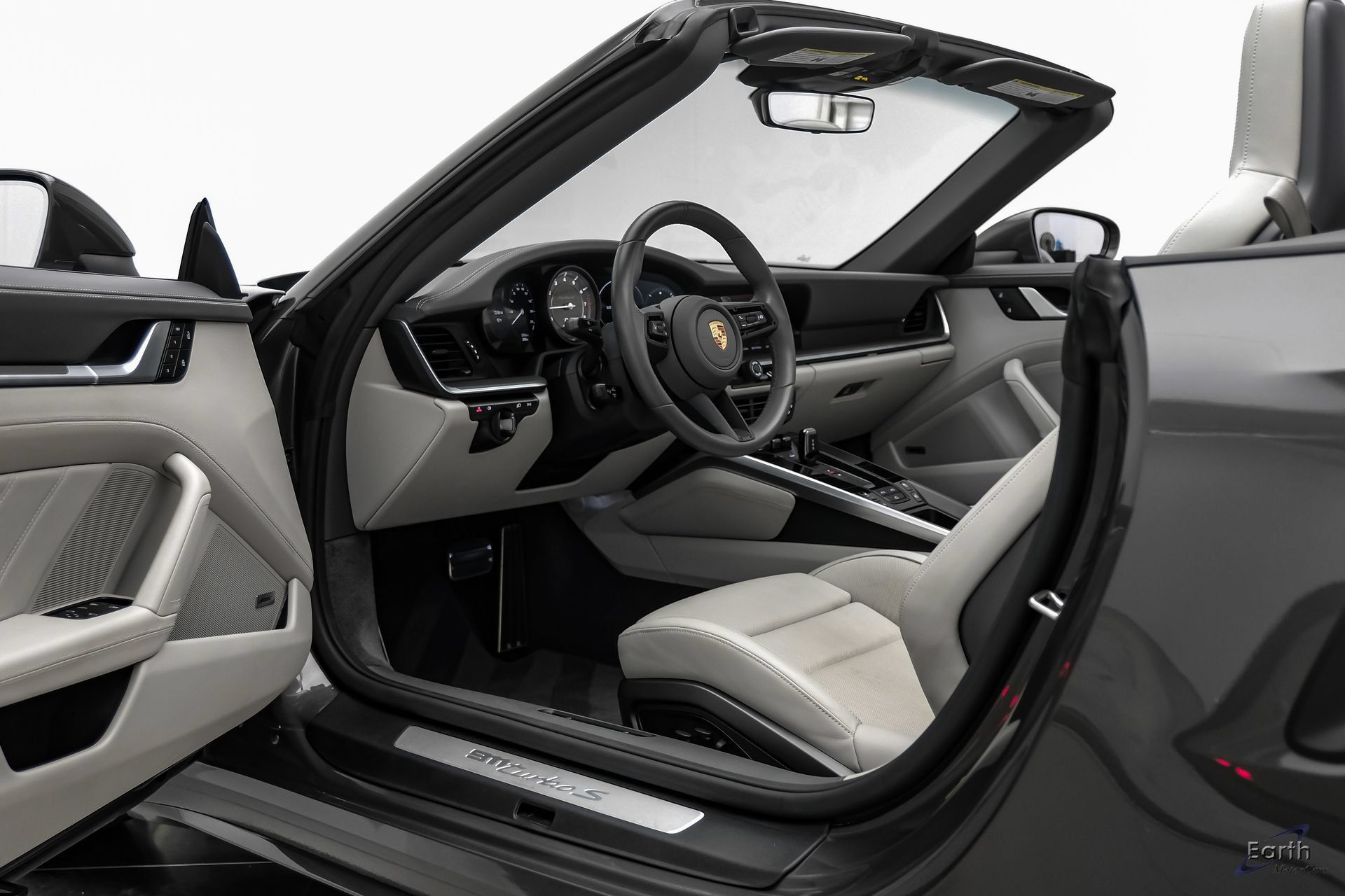Used 2024 Porsche 911 Turbo S AWD/4WD image 44