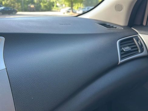 Used 2013 Nissan Sentra SR w/ Premium Pkg FWD image 40