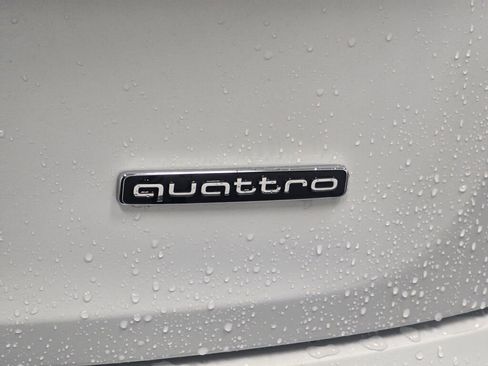 Certified 2025 Audi Q5 2.0T Premium Plus image 34