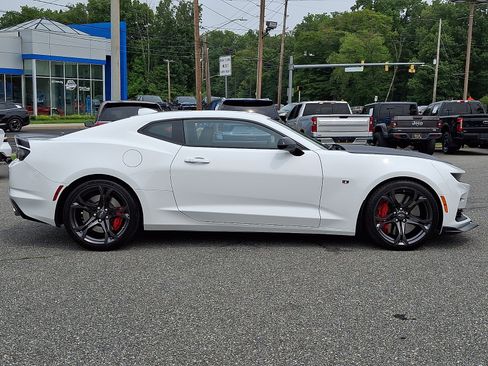 Used 2023 Chevrolet Camaro SS RWD image 7