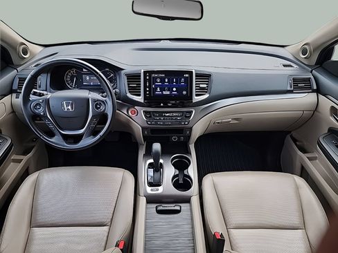 Used 2019 Honda Ridgeline RTL-T image 16