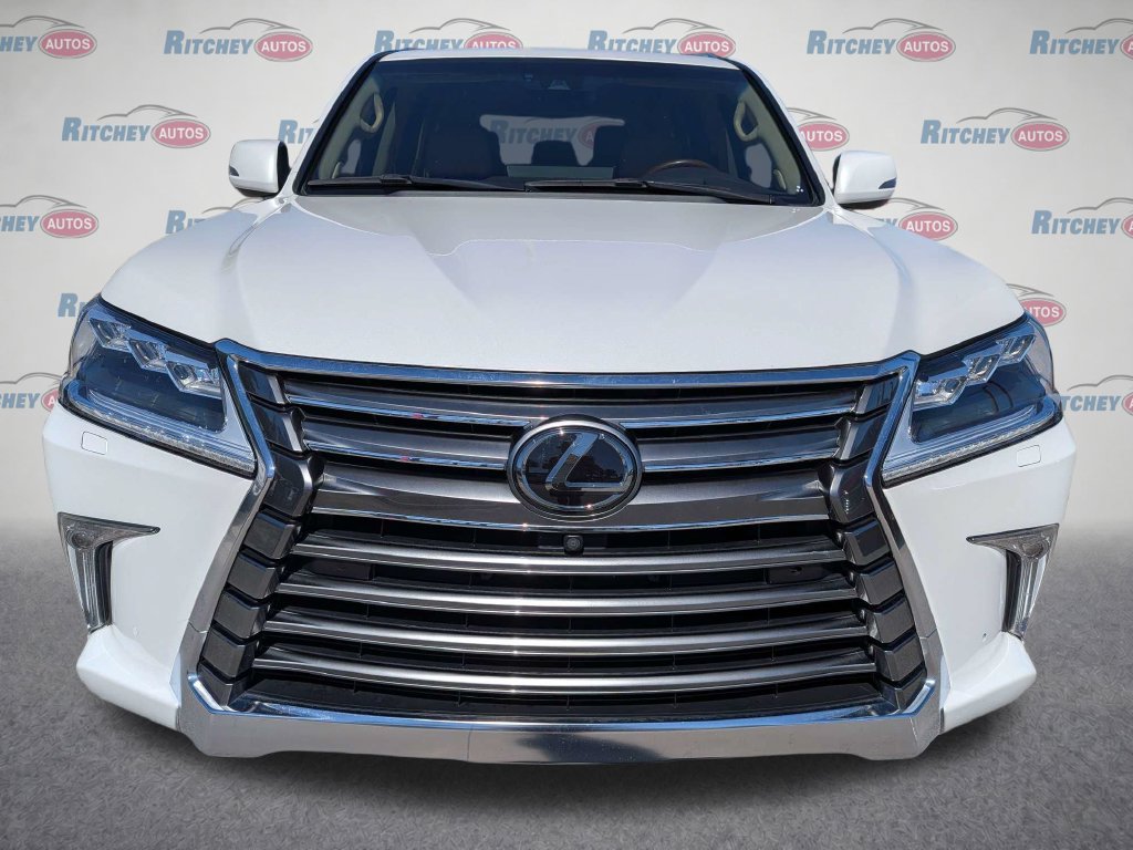 Used 2018 Lexus LX 570 4WD w/ Luxury Package image 11