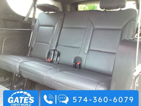 Used 2025 Chevrolet Suburban Z71 AWD/4WD image 15