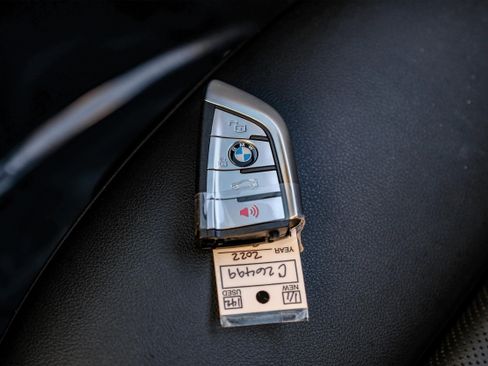 Used 2022 BMW 330i Sedan w/ Driving Assistance Package image 47