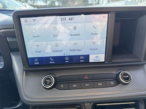 Used 2024 Ford Maverick Lariat w/ Black Appearance Package image 28