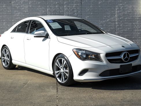 Used 2018 Mercedes-Benz CLA 250 image 5