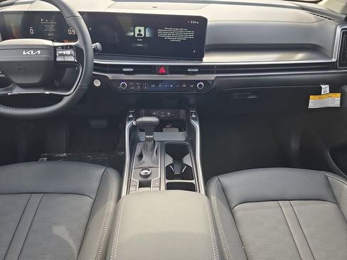 New 2026 Kia Sorento S FWD image 14
