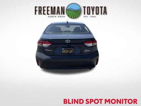 Used 2024 Toyota Corolla LE w/ LE Convenience Package FWD image 6