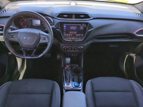 Certified 2023 Chevrolet TrailBlazer RS w/ Convenience Package image 17