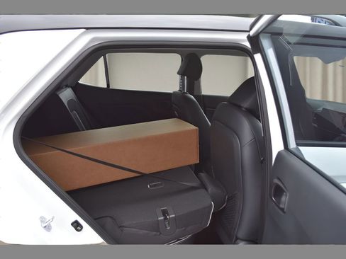 New 2026 Hyundai Venue SEL image 16