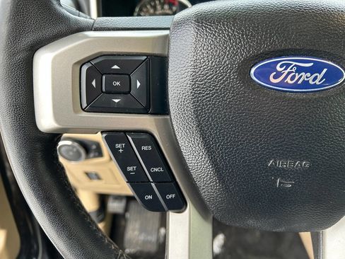 Used 2017 Ford F150 Lariat w/ Equipment Group 502A Luxury image 13