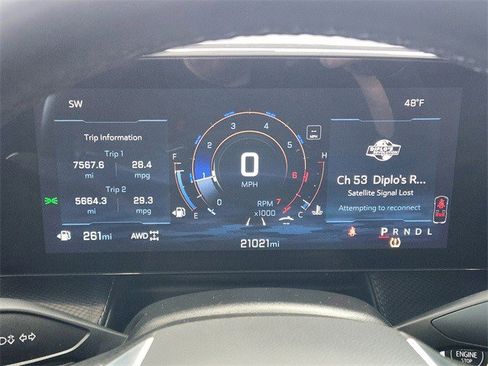 Certified 2025 Chevrolet Equinox LT w/ Safety and Technology Package image 11