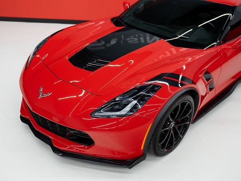 Used 2019 Chevrolet Corvette Grand Sport RWD image 4