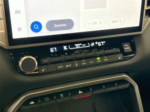 Used 2025 Toyota Sequoia SR5 image 27