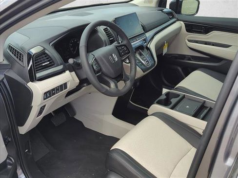 New 2026 Honda Odyssey Elite image 11